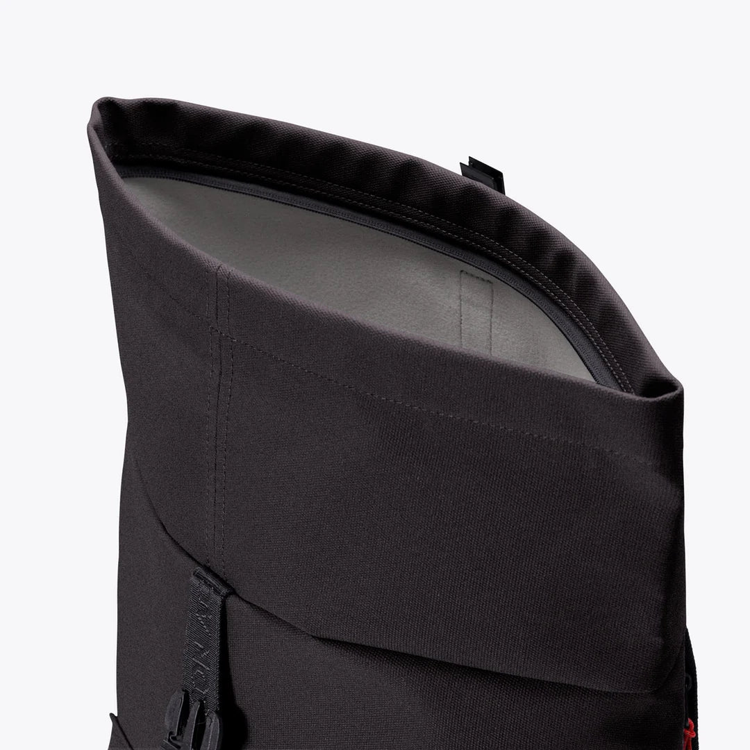 Ucon Acrobatics Phantom Jannik Mini Backpack 42 cm - Asphalt Reflective