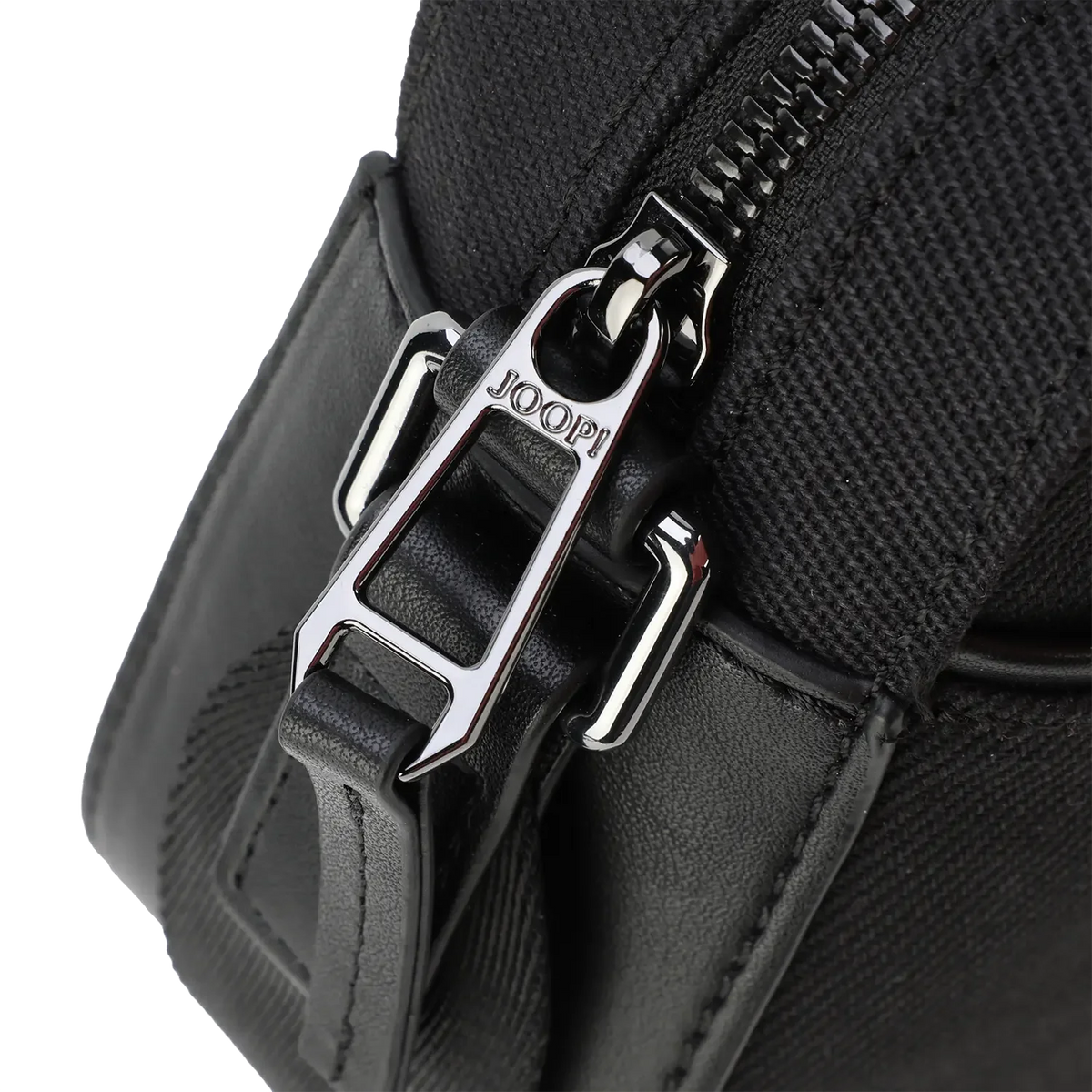 Joop Cascia Pino Shoulderbag XSHZ 21 cm - Black
