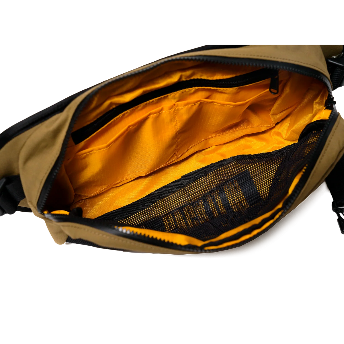Capsuled Hip Bag 32 cm - Cloud Dancer