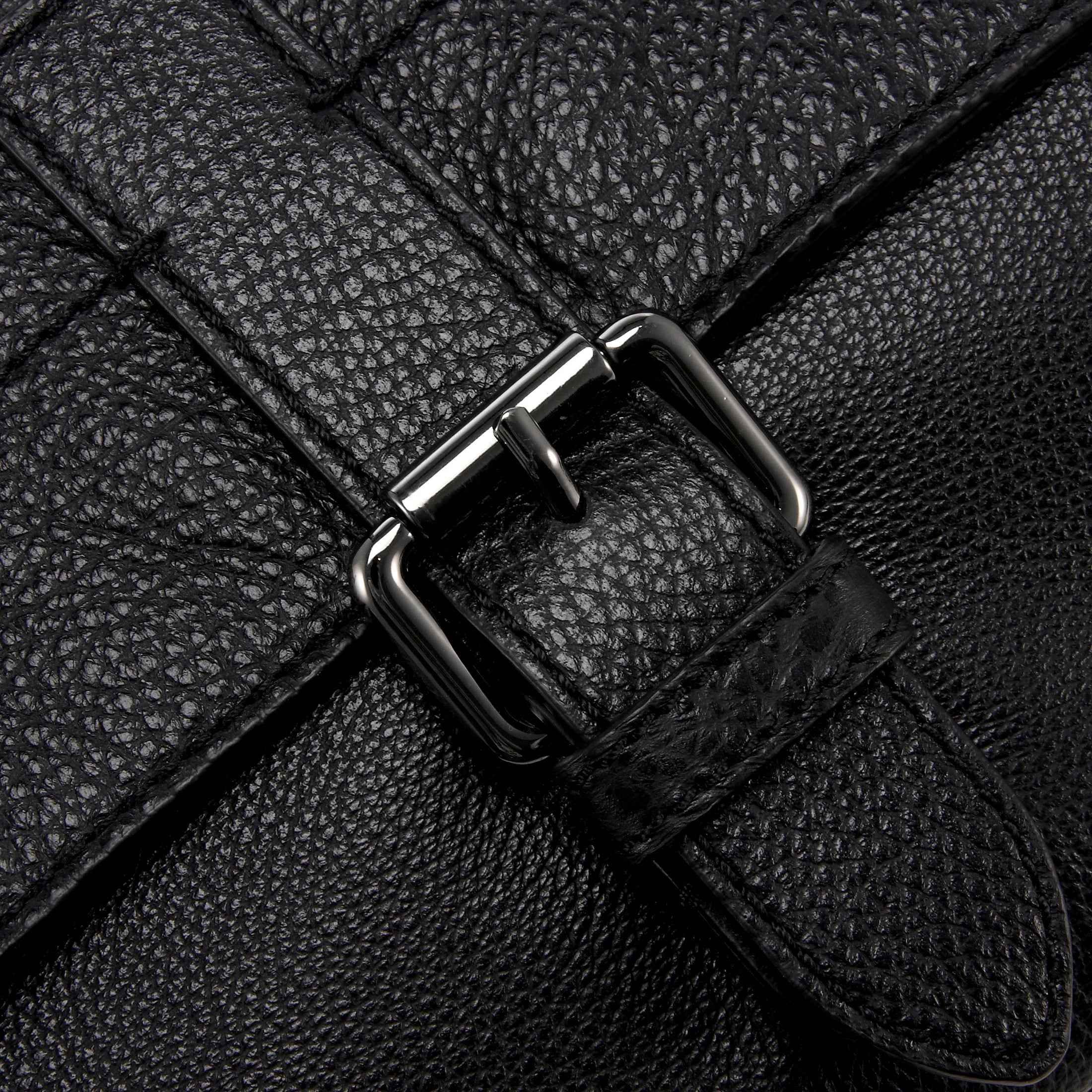 Otto Kern Romance Umhängetasche aus Leder 32 cm - black
