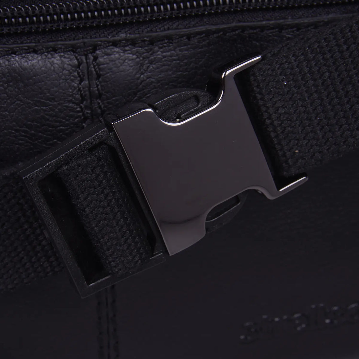 Strellson Hyde Park Curt Hipbag SHZ 28 cm - Black