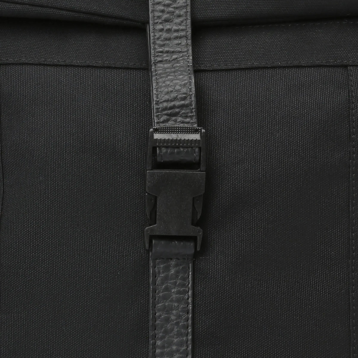 VOi-Design Sportivo Oakley Rucksack 40 cm - Schwarz/Platin