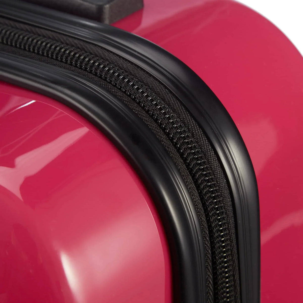Check In London 2.0 4-Rollen-Kabinentrolley 50 cm - rot,Detailansicht Ecke mit Reißverschluss