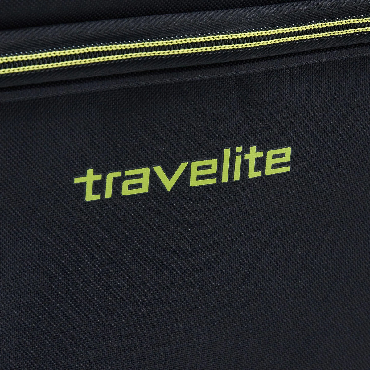 Travelite Basics Rollreisetasche 71 cm - bordeaux