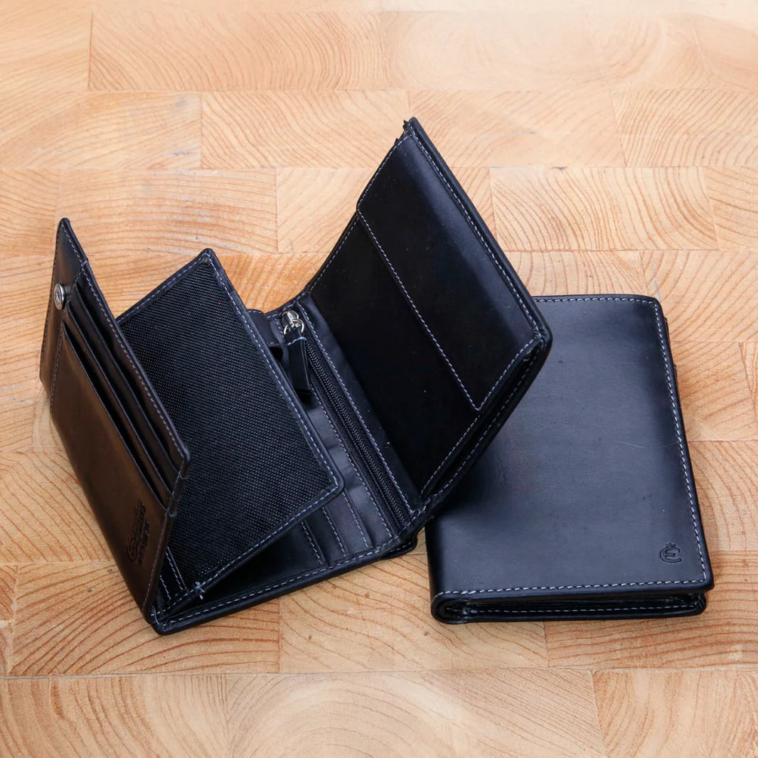 Esquire Dallas Hochformatbörse 12 cm - Braun