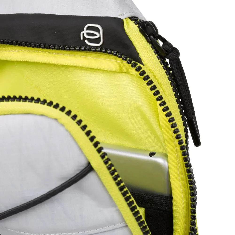 Piquadro Otello Crossovertasche 42 cm - Black