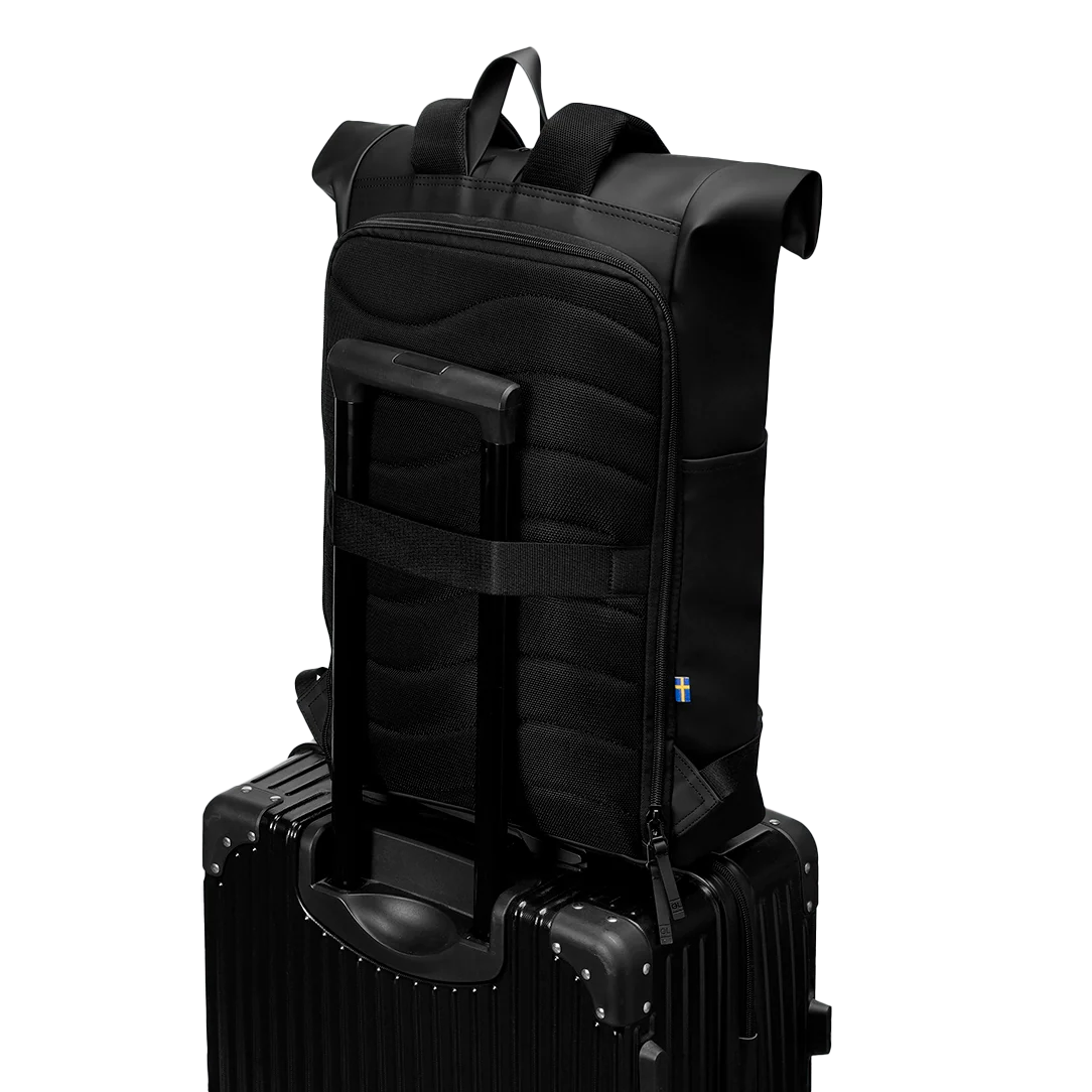 Gaston Luga Spläsh Rolltop Rucksack – eleganter, nachhaltiger Rrucksack mit Aufstecksystem auf Trolleys